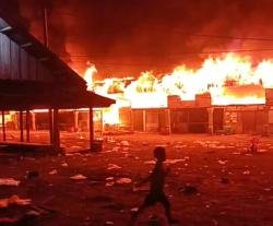 Pasar Rabu Desa Pekan Tebih Rohul Dilalap Api